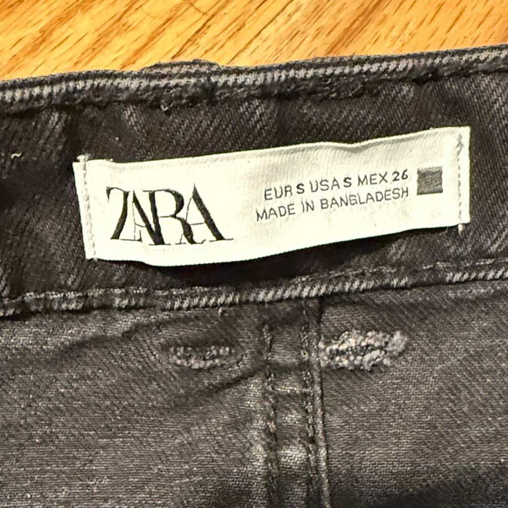 NWOT Zara Black Denim Mini - Picture 2 of 3